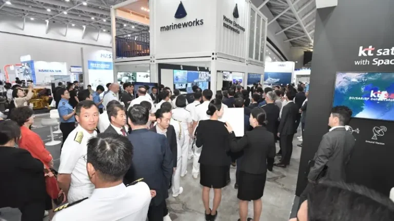 韩国仁川海事展览会现场照片1