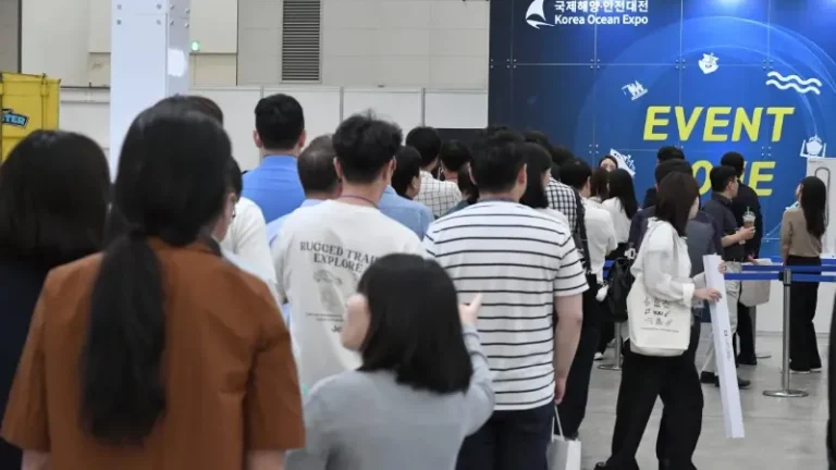 韩国仁川海事展览会现场照片2