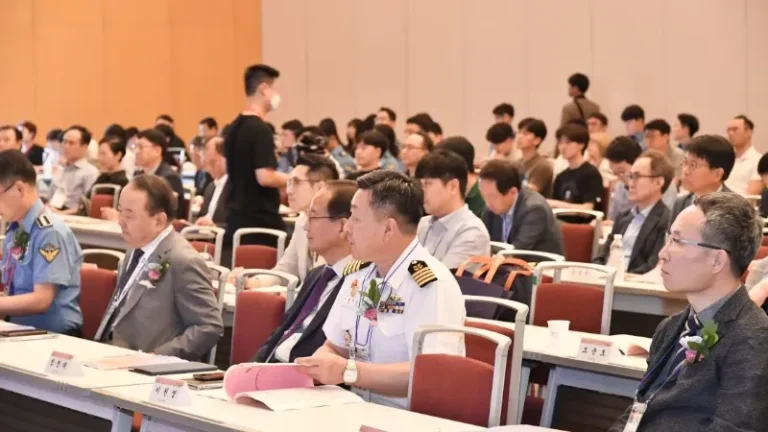 韩国仁川海事展览会现场照片3