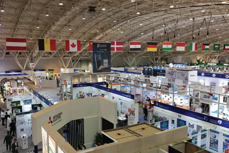沙特五金建材、卫浴、制冷、家具展览会现场照片3