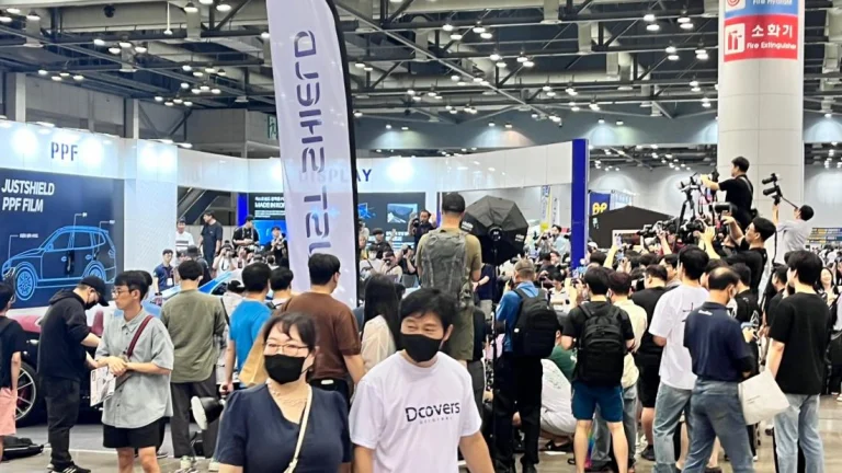 韩国首尔汽配及改装车展览会现场照片1