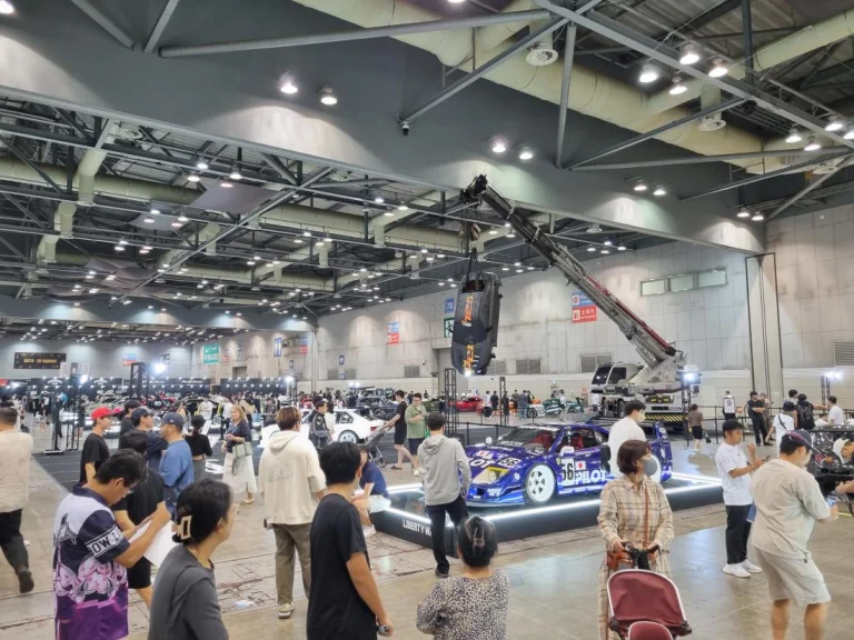 韩国首尔汽配及改装车展览会现场照片4