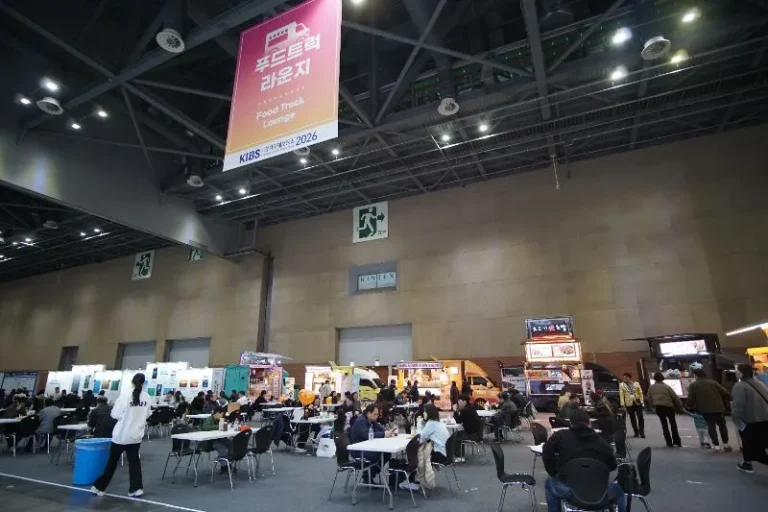 韩国首尔游艇展览会现场照片3