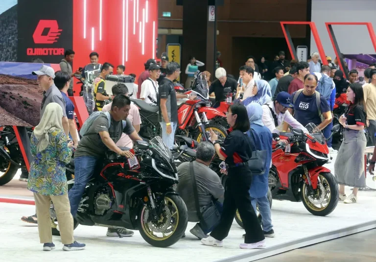 马来西亚车、摩托车及自行车展览会现场照片1
