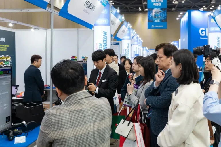 韩国国际模具及金属加工产业展现场照片3