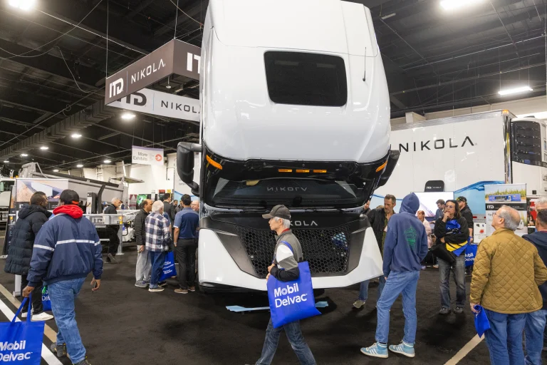 加拿大多伦多卡车、商用车、汽配展览会现场照片3