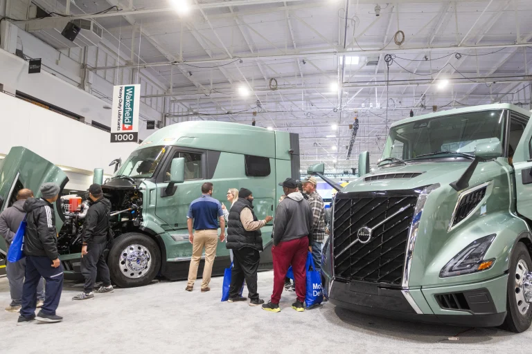 加拿大多伦多卡车、商用车、汽配展览会现场照片7