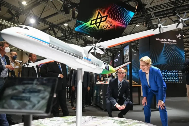 德国柏林航空航天展览会现场照片1