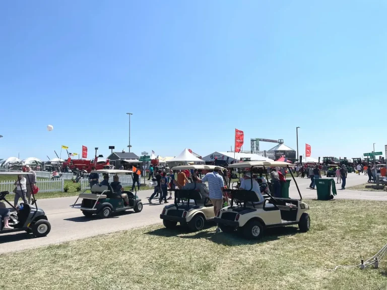 美国农业机械展览会现场照片2