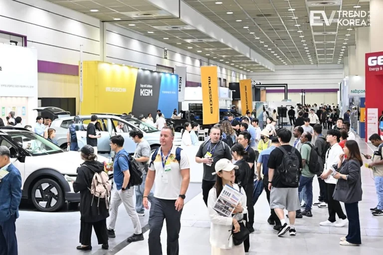 韩国首尔新能源电动车展现场照片6