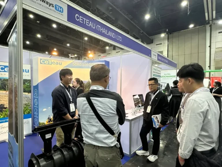 泰国曼谷高速公路、道路交通展览会现场照片8