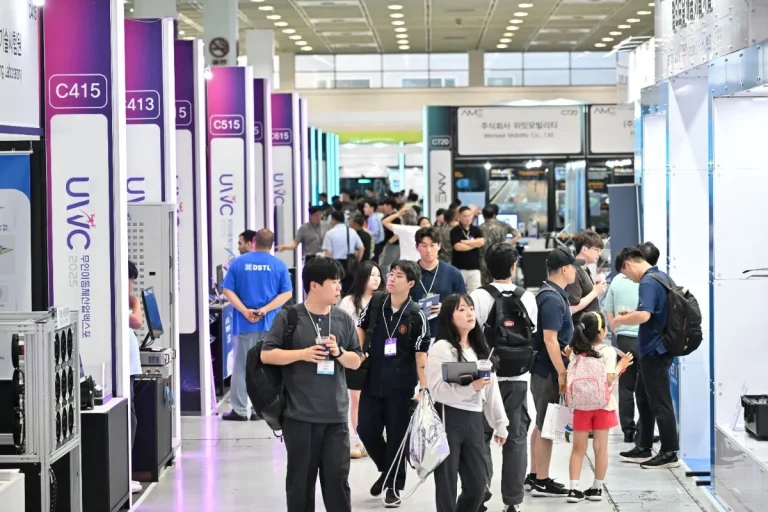 韩国世界无人系统大会UWC现场照片1