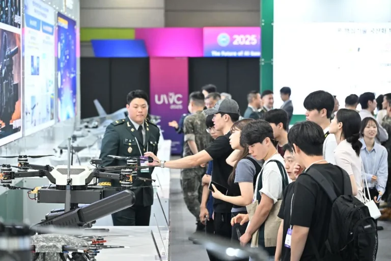 韩国世界无人系统大会UWC现场照片2