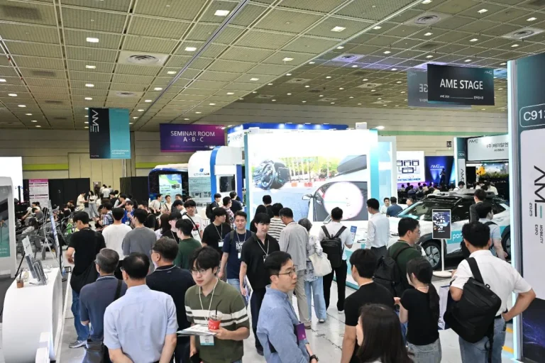 韩国世界无人系统大会UWC现场照片3
