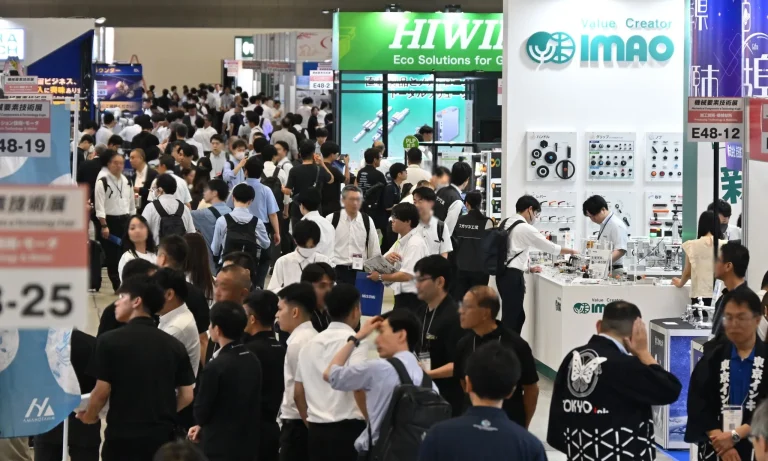 日本大阪工业展览会现场照片3