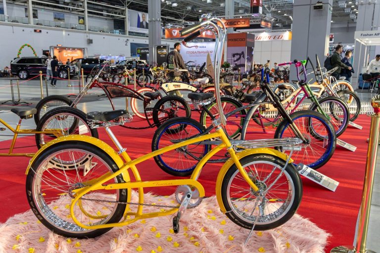 俄罗斯莫斯科摩托车、两轮车及配件展览会现场照片3