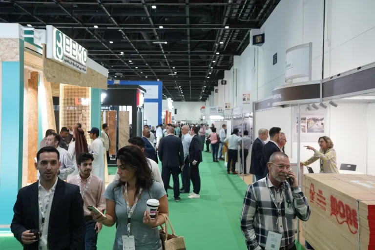 中东迪拜木工机械及家具配件展览会现场照片4