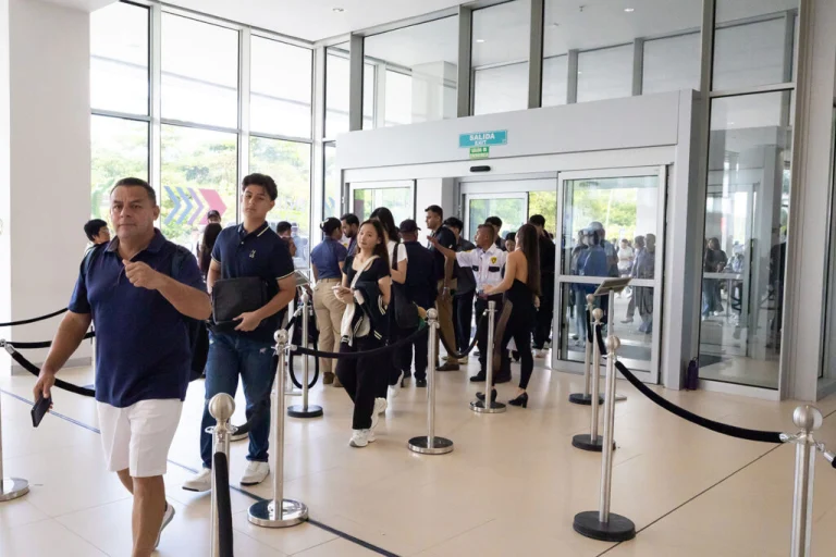巴拿马轮胎展览会现场照片5