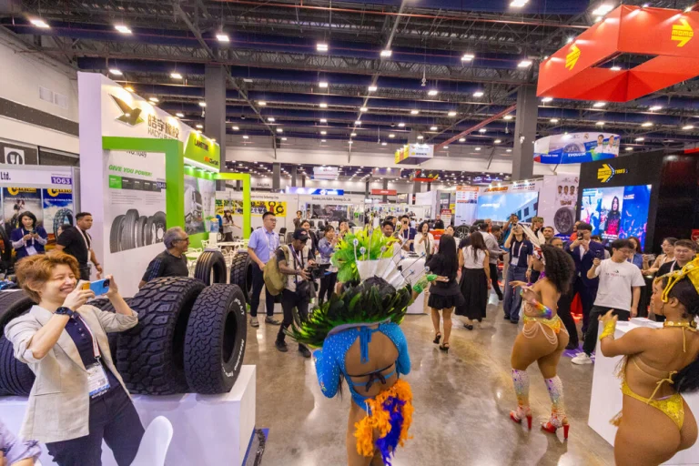巴拿马轮胎展览会现场照片8