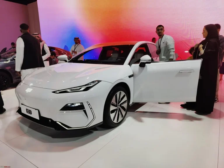 沙特车、摩托车展览会现场照片4