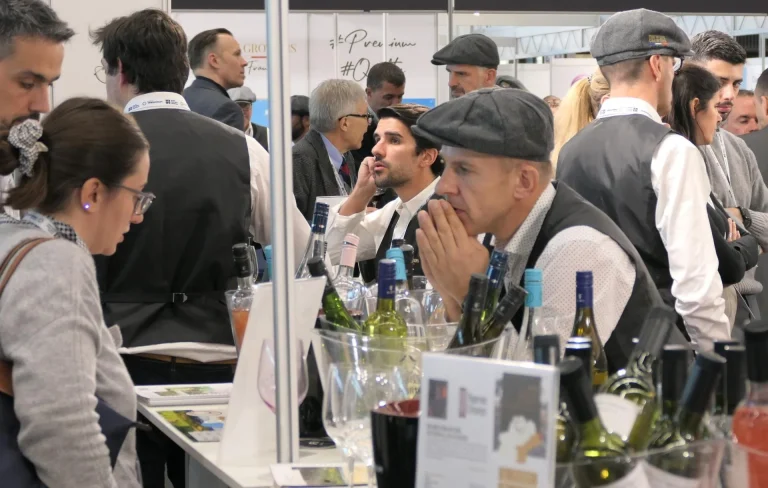 俄罗斯莫斯科葡萄酒展览会现场照片4
