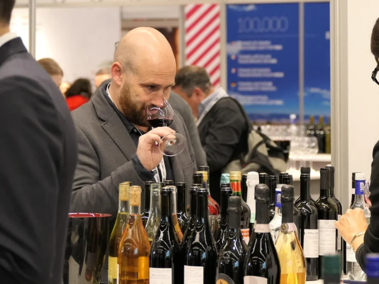 俄罗斯莫斯科葡萄酒展览会现场照片6
