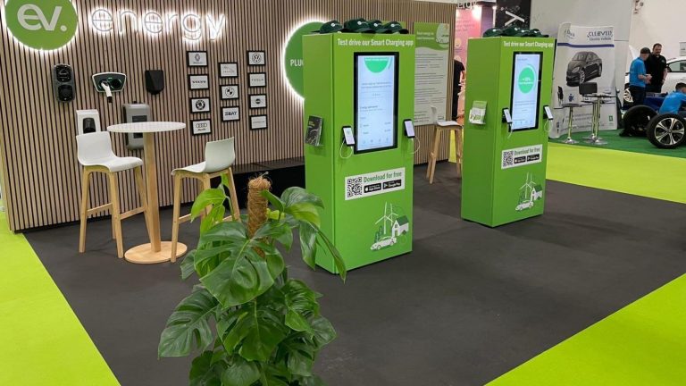 英国电动车及储能展览会现场照片6