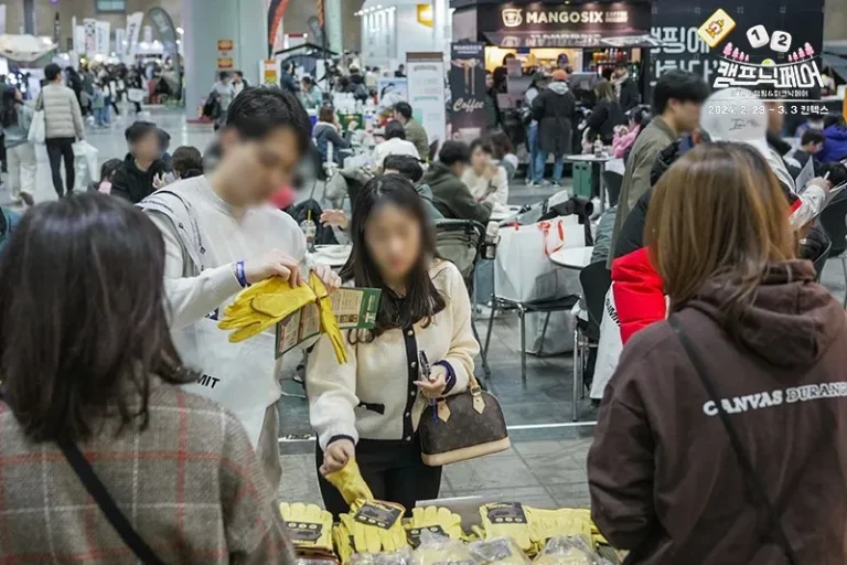 韩国房车及户外露营用品展览会现场照片5