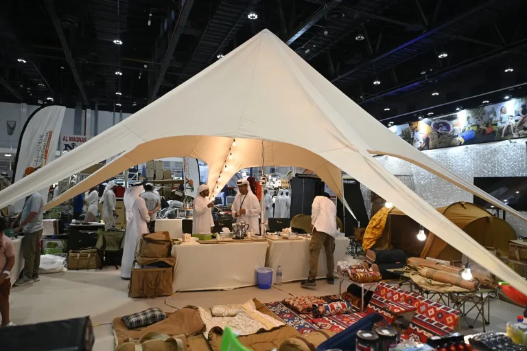 中东阿布扎比狩猎、马术、枪械、刀具展览会现场照片2