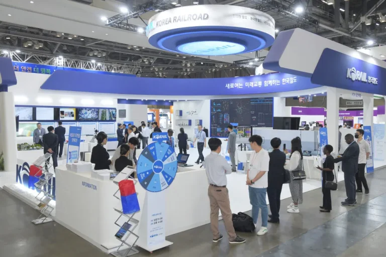 韩国釜山轨道交通展览会现场照片3