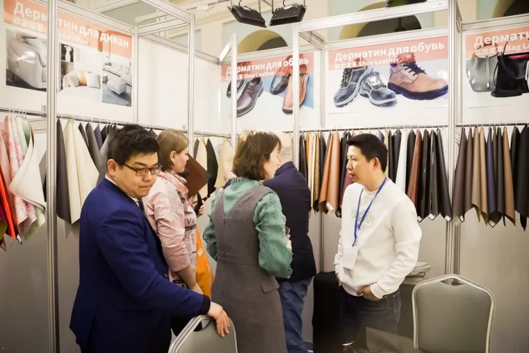 俄罗斯莫斯科鞋展-俄罗斯箱包展现场照片7