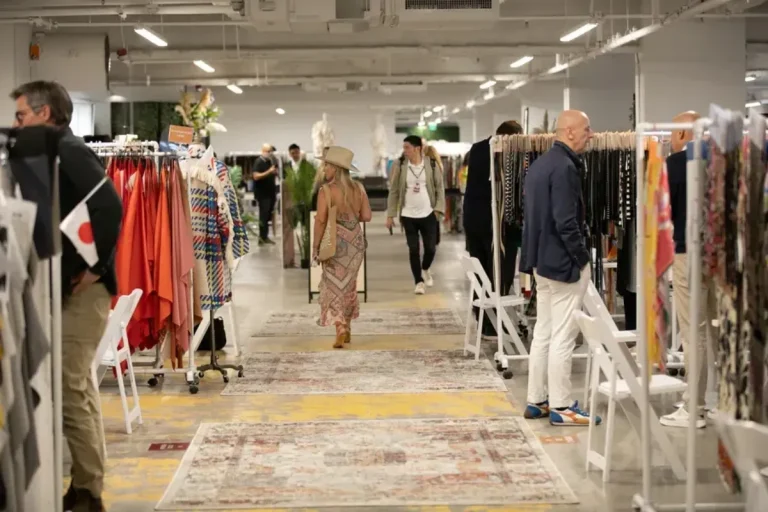 美国洛杉矶纺织服装面料展览会现场照片1