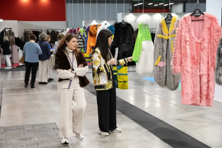 意大利米兰高级服装及皮草皮革展现场照片2