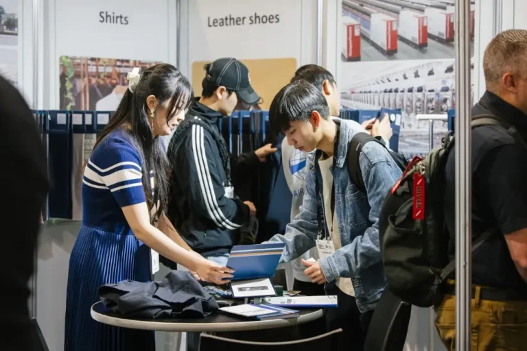 澳洲澳大利亚皮具鞋包展现场照片5