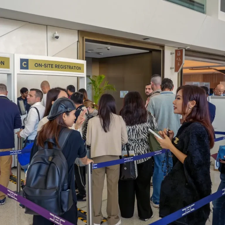 中东迪拜珠宝首饰及科技展览会现场照片3