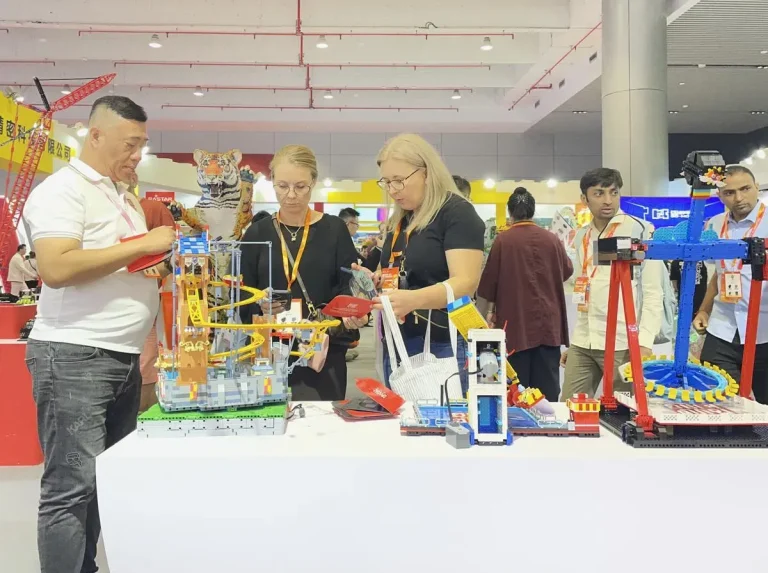 俄罗斯莫斯科主题公园及游乐设备展览会现场照片1