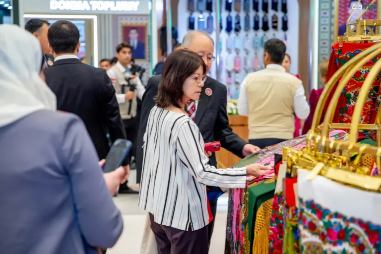 土库曼斯坦中亚纺织品展览会现场照片6