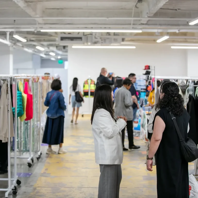 美国洛杉矶纺织服装面料展览会现场照片4