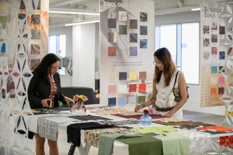 美国洛杉矶纺织服装面料展览会现场照片6