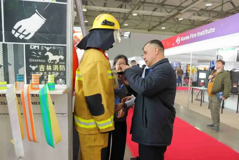 乌兹别克斯坦安防及消防展览会现场照片4
