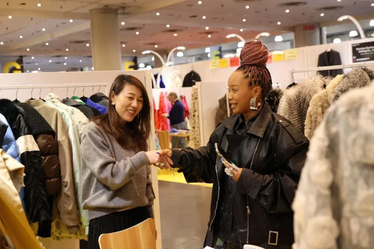 美国纽约服装采购展览会现场照片4