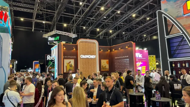 中东迪拜娱乐及博彩展览会现场照片2