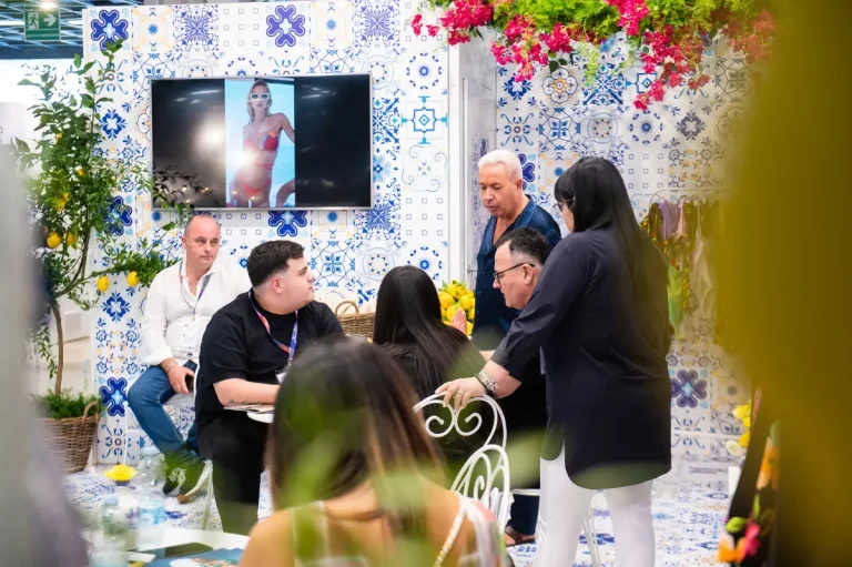 意大利佛罗伦萨泳衣展览会现场照片8