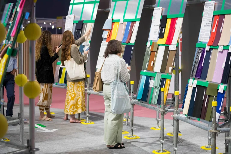 美国纽约春季PV成衣展览会现场照片6