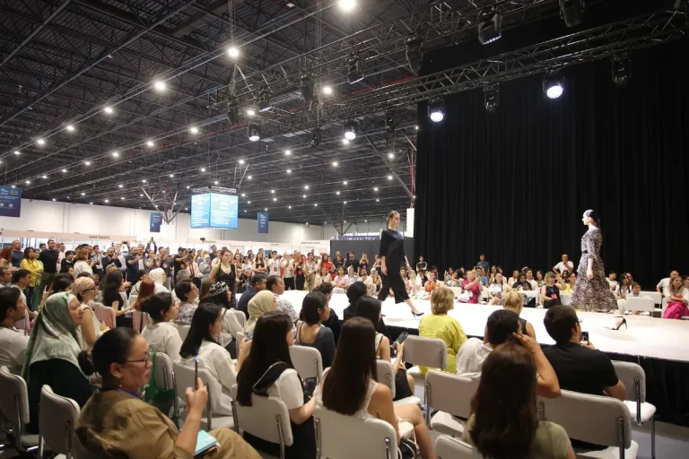 乌兹别克斯坦纺织服装展览会现场照片6