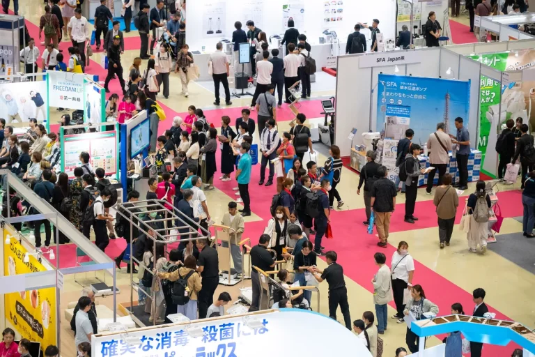 日本东京福祉老年人康复设备展览会HCR现场照片1