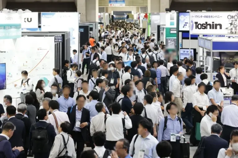 日本东京风能展览会现场照片1