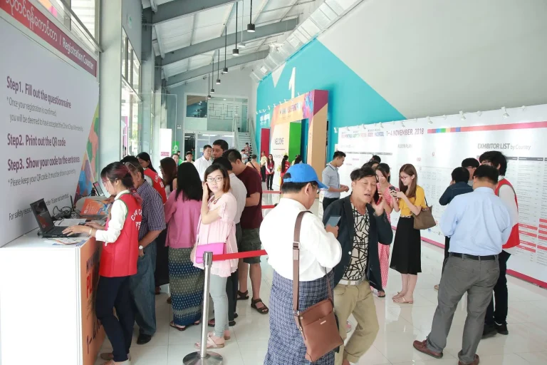 缅甸仰光木工机械及家具配件展览会现场照片2