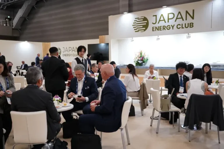 日本能源峰会现场照片1