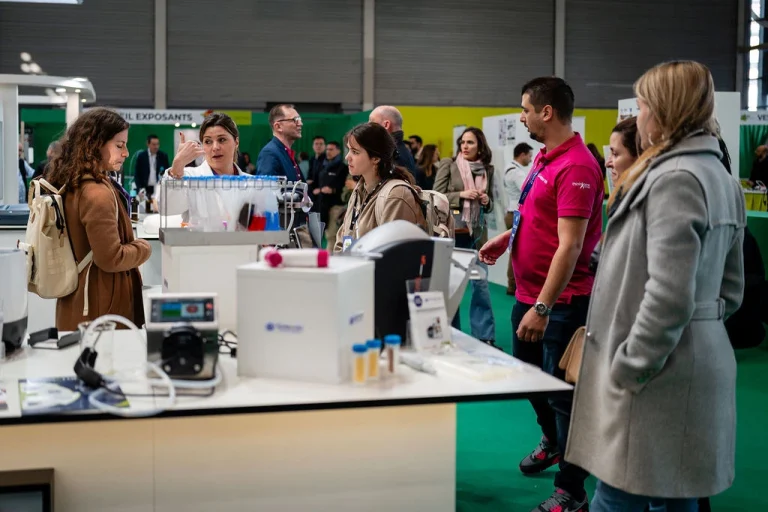 法国里昂实验室设备仪器展览会现场照片3